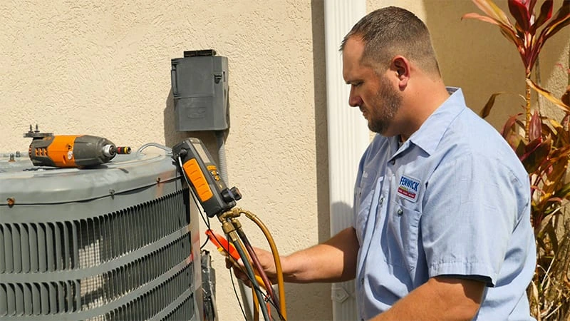 heat pump technician Corona Del Sol