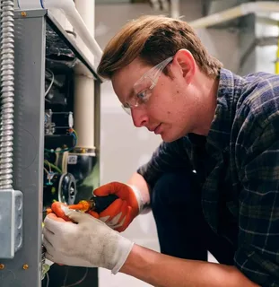 Professional Heat Pump Repair in Corona Del Col